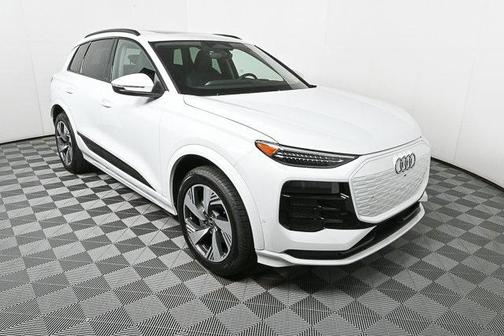 2025 Audi Q6 e-tron Premium Plus quattro