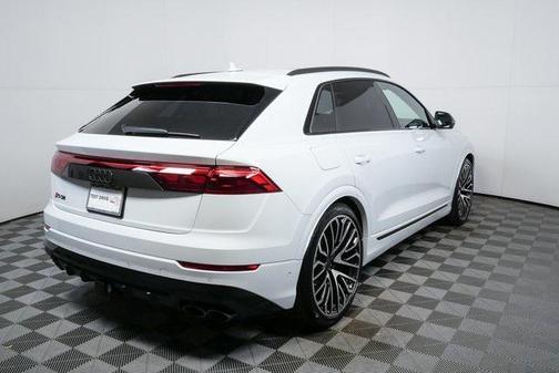 2026 Audi SQ8 4.0T Prestige