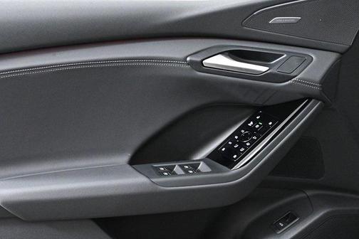 2025 Audi Q6 e-tron Premium Plus quattro