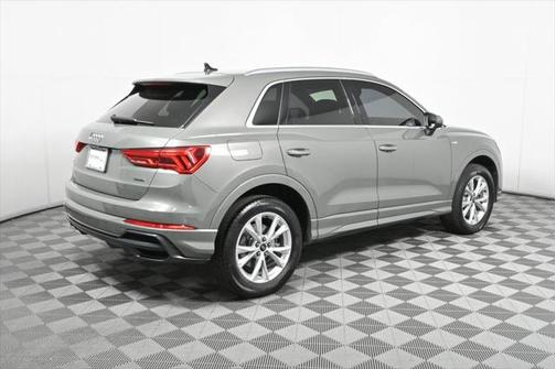 2022 Audi Q3 45 S line Premium