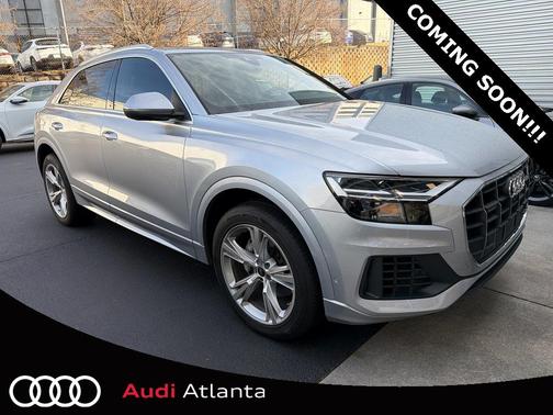 2022 Audi Q8 55 Premium