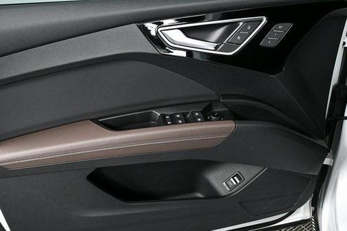 2024 Audi Q4 e-tron Premium 55 quattro