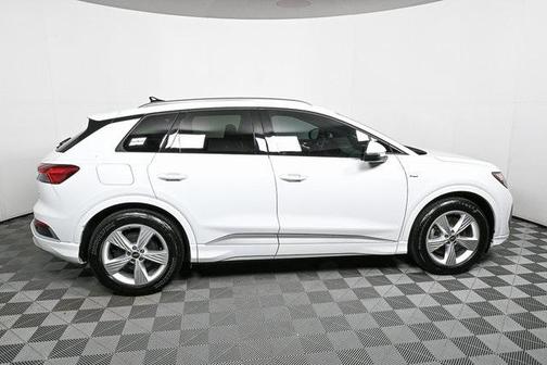 2024 Audi Q4 e-tron Premium 55 quattro