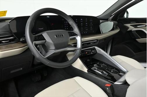 2025 Audi Q5 Premium Plus