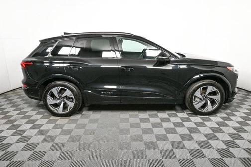 2025 Audi Q6 e-tron Premium Plus quattro