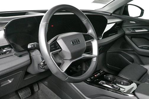 2025 Audi Q6 e-tron Premium Plus quattro