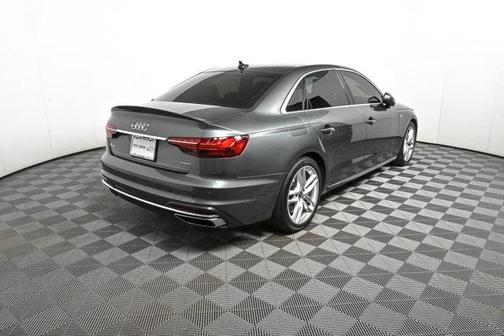 2022 Audi A4 45 S line Premium Plus