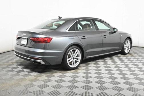 2022 Audi A4 45 S line Premium Plus