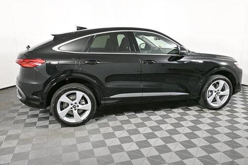 2025 Audi Q5 Premium Plus TFSI quattro S tronic