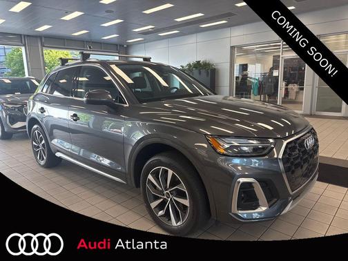Daytona Gray Pearl Effect 2023 Audi Q5 45 S line Premium Plus