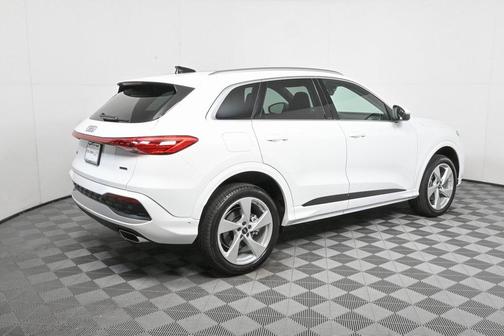 2025 Audi Q5 Premium Plus