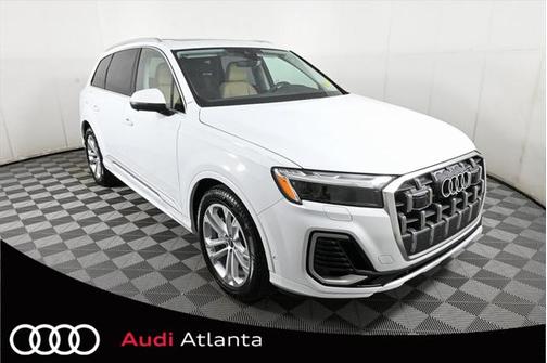 2025 Audi Q7 55 Premium Plus