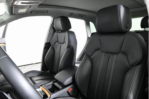 2023 Audi Q5 45 S line Prestige
