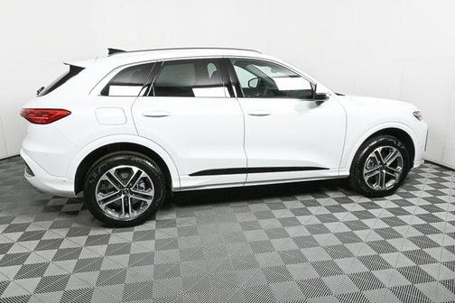 2025 Audi Q5 Premium
