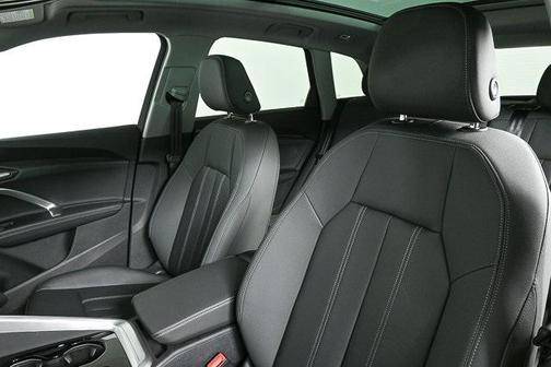 2025 Audi Q5 Premium