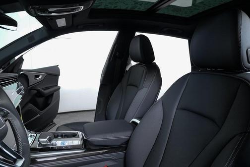 2026 Audi Q8 55 Premium Plus