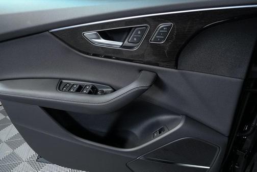 2026 Audi Q8 55 Premium Plus