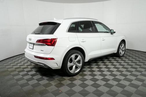 2021 Audi Q5 45 Premium Plus