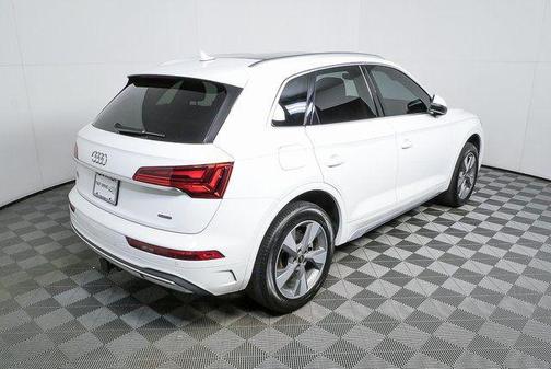 2023 Audi Q5 40 Premium Plus