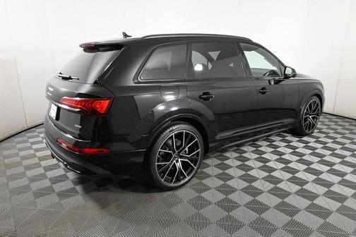 2023 Audi Q7 55 Prestige