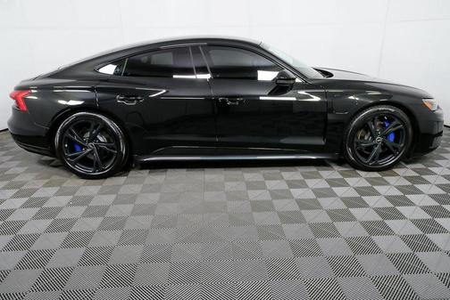 2023 Audi e-tron GT Premium Plus quattro