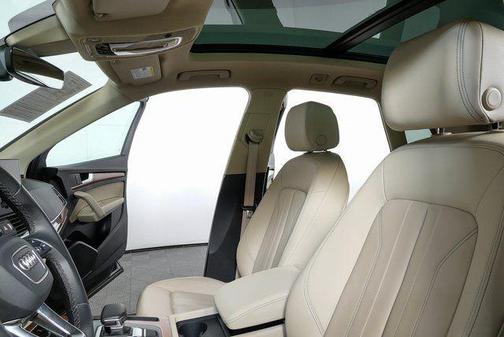 2023 Audi Q5 45 S line Premium