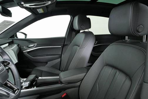 2023 Audi e-tron Sportback S line Premium