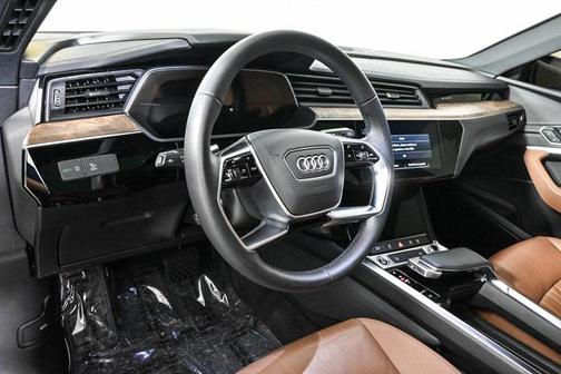 2022 Audi e-tron Premium