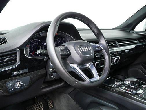 2017 Audi Q7 3.0T Premium
