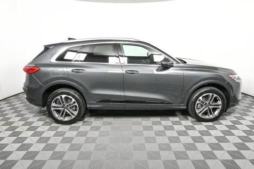 2025 Audi Q5 Premium