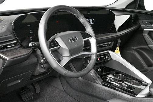 2025 Audi Q5 Premium