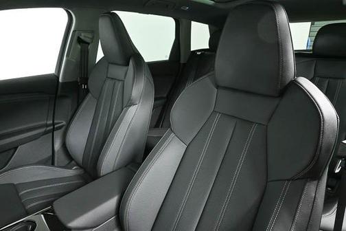 2025 Audi Q6 e-tron Premium Plus quattro