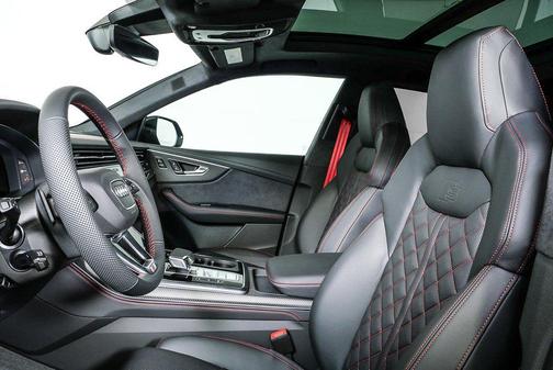 2026 Audi SQ8 4.0T Prestige