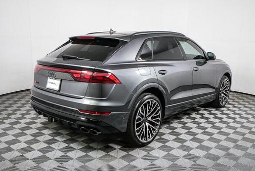 2026 Audi SQ8 4.0T Prestige