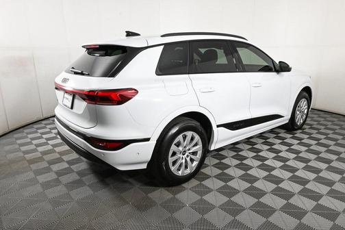 2025 Audi Q6 e-tron Premium