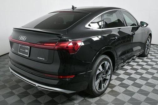 2022 Audi e-tron Sportback S line Premium Plus