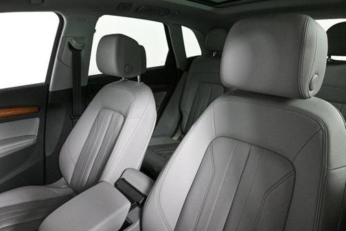2022 Audi Q5 45 S line Premium Plus