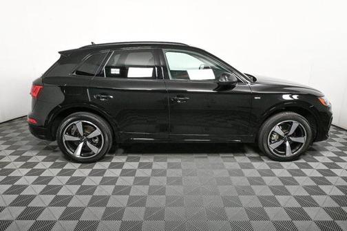 2022 Audi Q5 45 S line Premium Plus