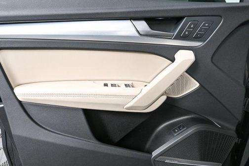 2024 Audi Q5 45 S line Premium Plus