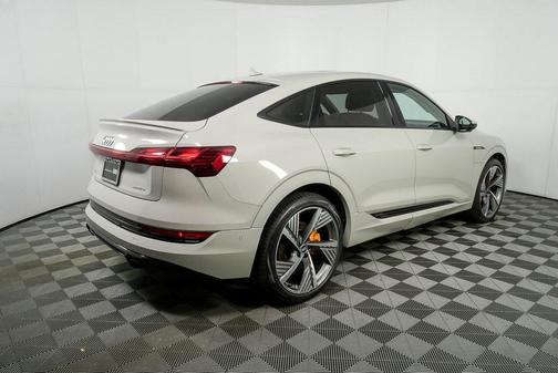 2022 Audi e-tron Sportback S line Prestige