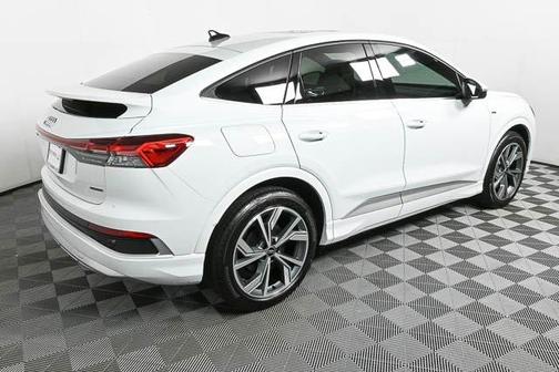 2025 Audi Q4 e-tron Premium 55 quattro