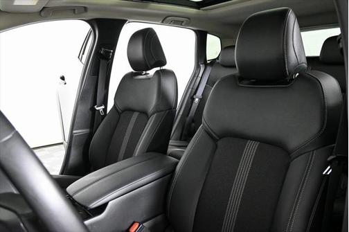 2024 Mazda CX-50 2.5 S Premium