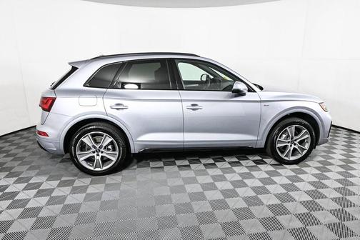 2025 Audi Q5 45 S line Premium