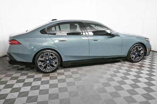 2024 BMW i5 eDrive40