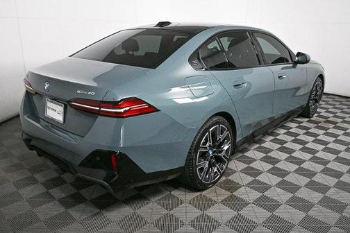 2024 BMW i5 eDrive40