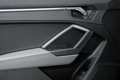 2024 Audi Q3 45 S line Premium Plus