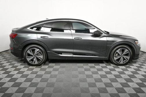 2024 Audi Q8 e-tron Premium