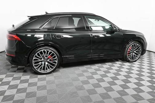 2025 Audi SQ8 4.0T Premium Plus