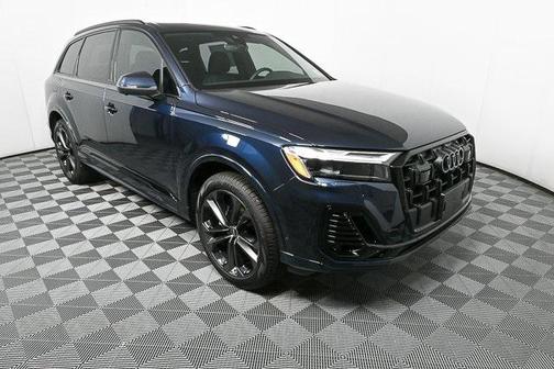 2025 Audi Q7 55 Premium Plus
