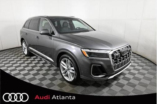 2025 Audi Q7 55 Premium Plus